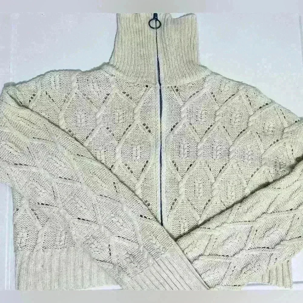 Pink Rose Women’s Size Medium Cream Cropped Full Zipper Sweater, Knit